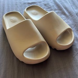 Yeezy Slides